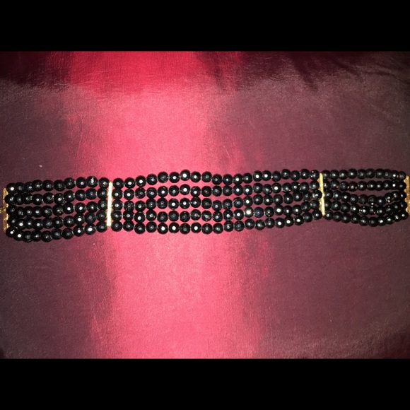 Jewelry - Vintage beaded amazing necklace